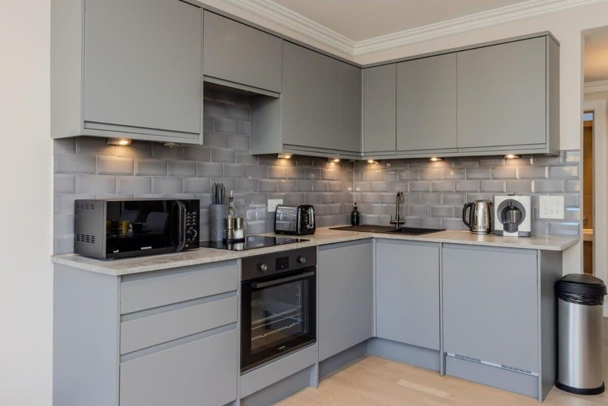 Dragon Suites - Edinburgh City Centre 2 Bed Apartment Exterior photo